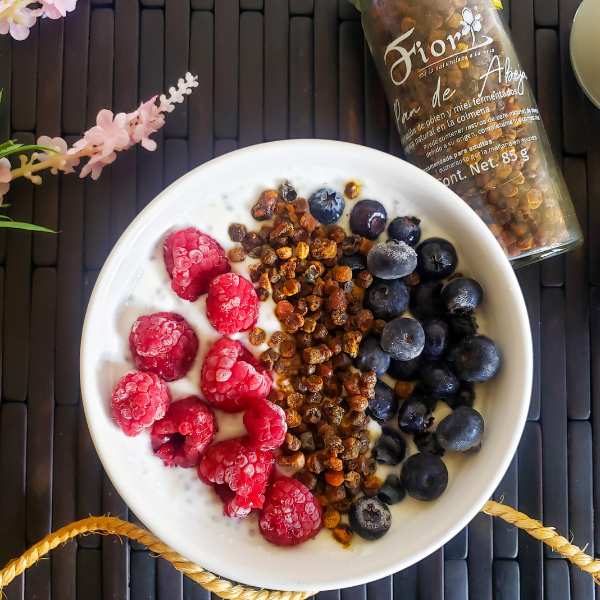 Yogurt con Pan de abeja